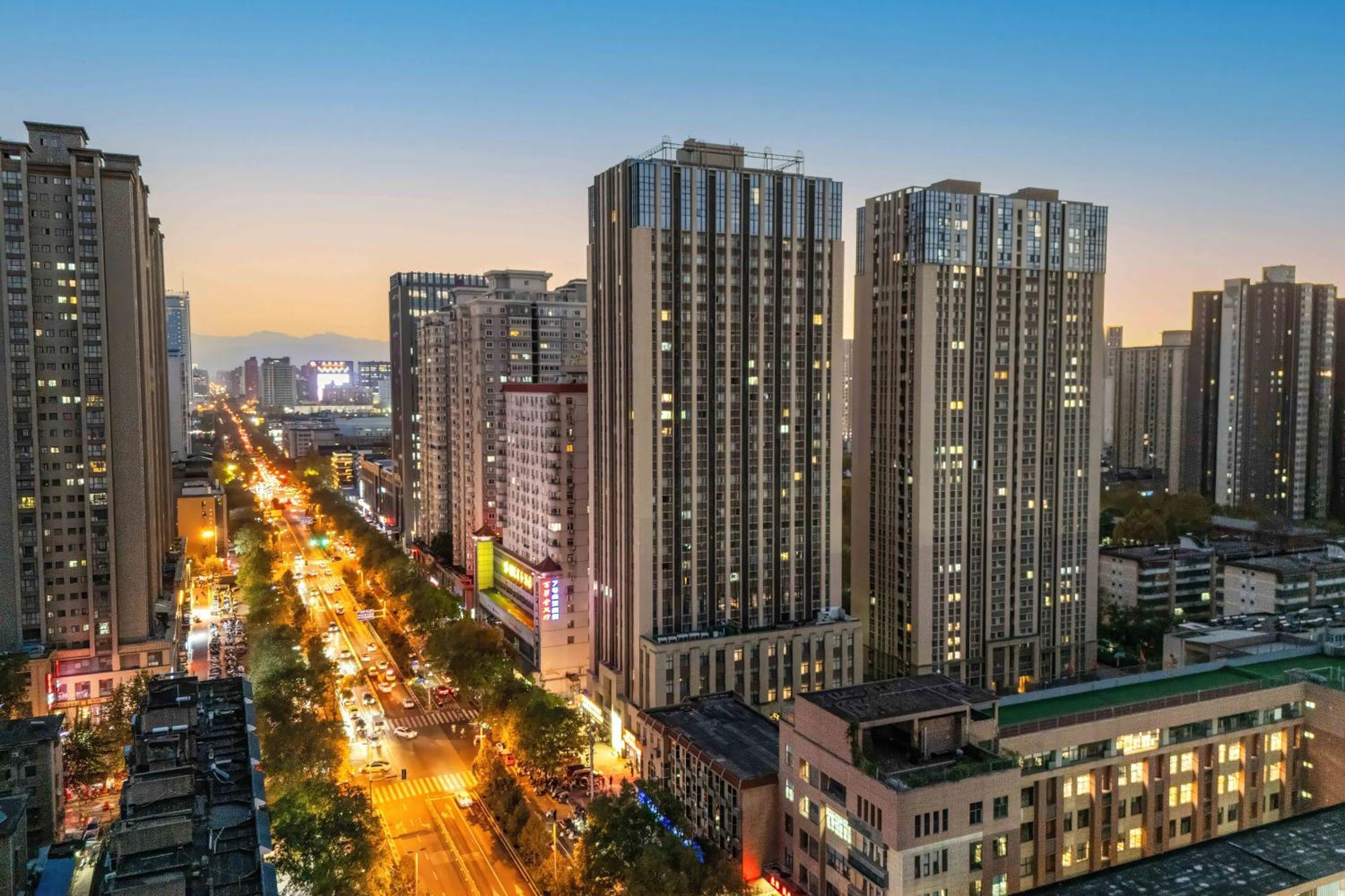 Hesu Designer Hotel & Suites -Near Xi'An Drum Tower And Yongning Gate -Free Laundry Luggage Storage -Kitty Cafe With Freshly Ground Coffee -24H Front Desk -English Service מראה חיצוני תמונה