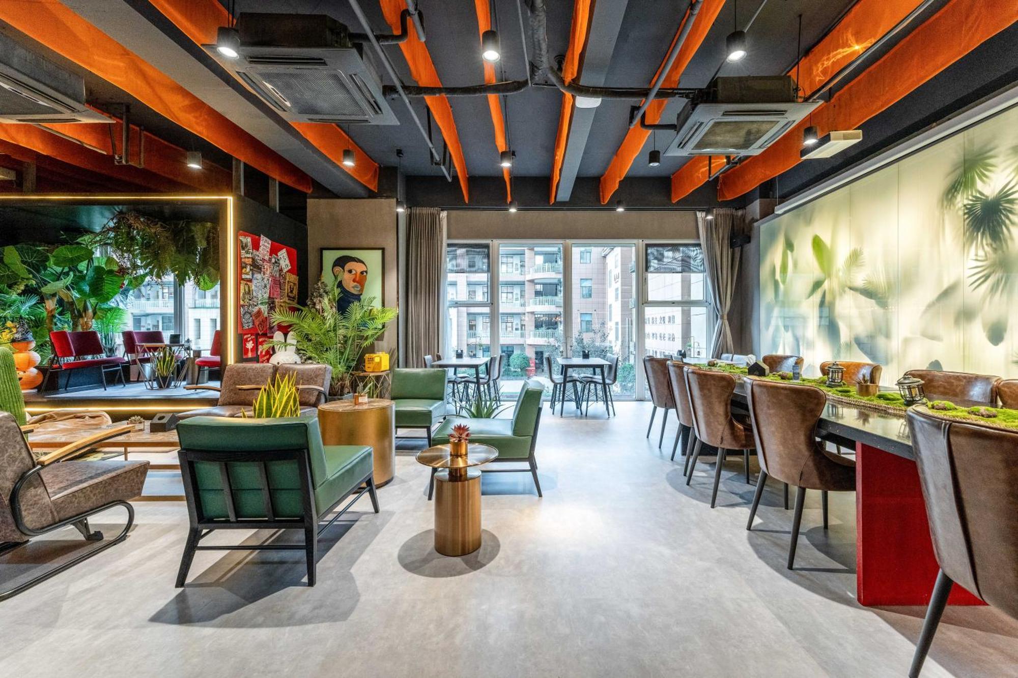 Hesu Designer Hotel & Suites -Near Xi'An Drum Tower And Yongning Gate -Free Laundry Luggage Storage -Kitty Cafe With Freshly Ground Coffee -24H Front Desk -English Service מראה חיצוני תמונה