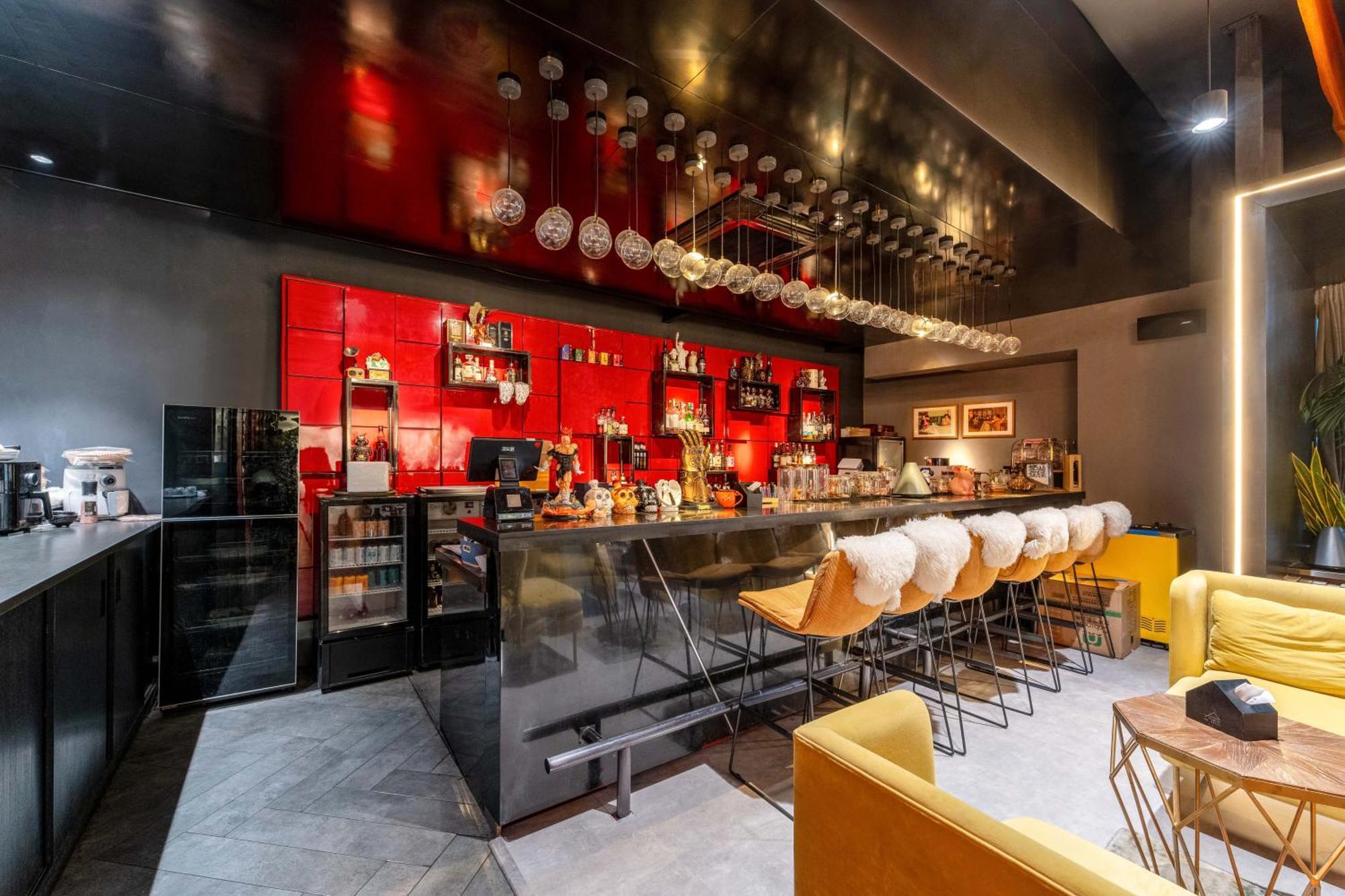 Hesu Designer Hotel & Suites -Near Xi'An Drum Tower And Yongning Gate -Free Laundry Luggage Storage -Kitty Cafe With Freshly Ground Coffee -24H Front Desk -English Service מראה חיצוני תמונה