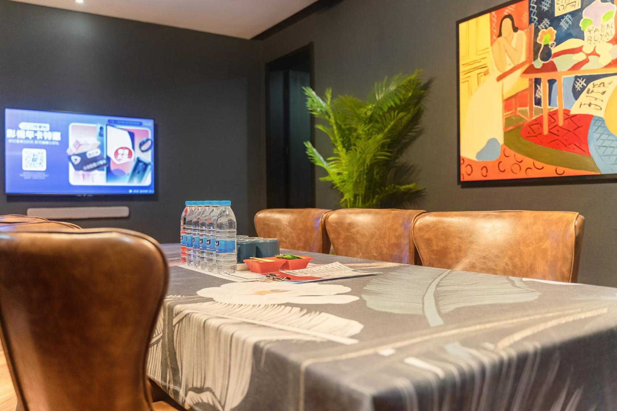 Hesu Designer Hotel & Suites -Near Xi'An Drum Tower And Yongning Gate -Free Laundry Luggage Storage -Kitty Cafe With Freshly Ground Coffee -24H Front Desk -English Service מראה חיצוני תמונה