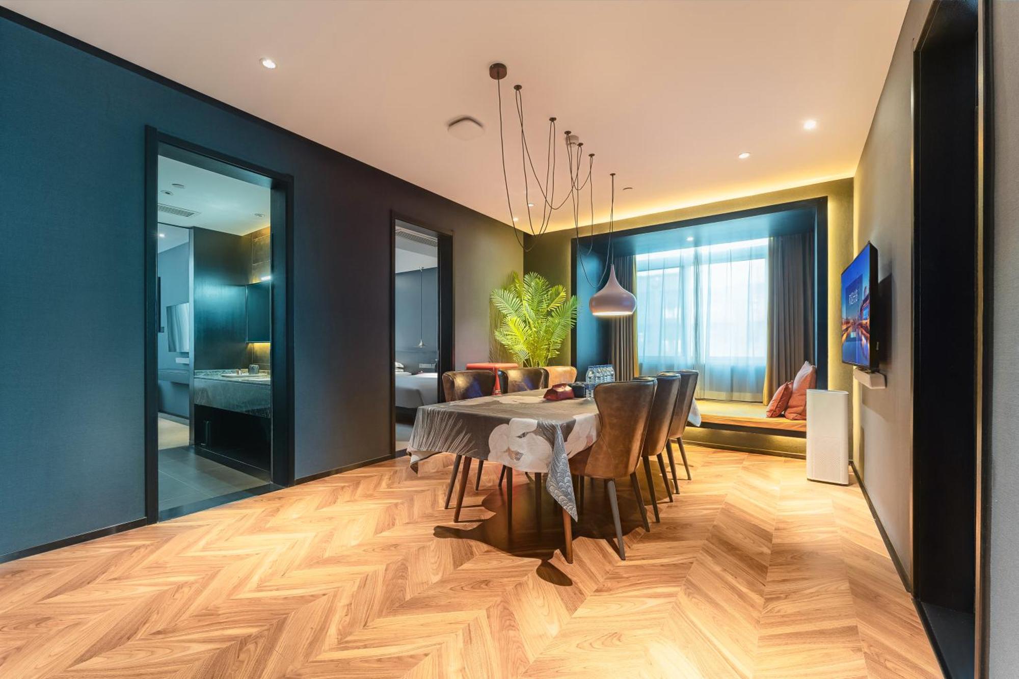 Hesu Designer Hotel & Suites -Near Xi'An Drum Tower And Yongning Gate -Free Laundry Luggage Storage -Kitty Cafe With Freshly Ground Coffee -24H Front Desk -English Service מראה חיצוני תמונה