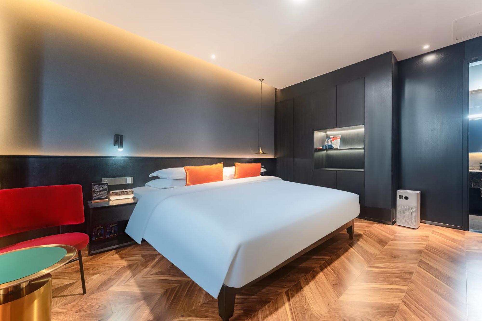 Hesu Designer Hotel & Suites -Near Xi'An Drum Tower And Yongning Gate -Free Laundry Luggage Storage -Kitty Cafe With Freshly Ground Coffee -24H Front Desk -English Service מראה חיצוני תמונה