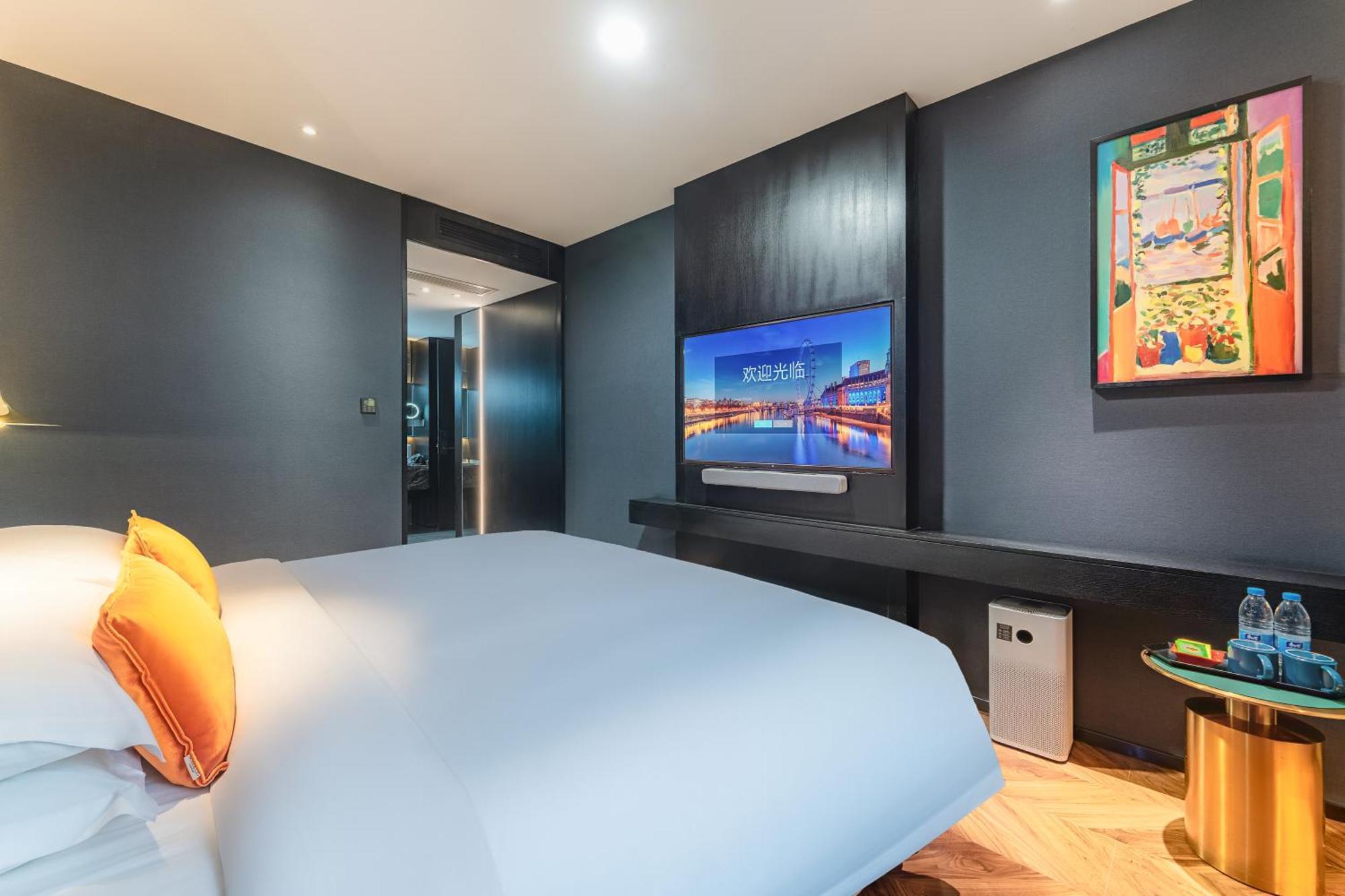Hesu Designer Hotel & Suites -Near Xi'An Drum Tower And Yongning Gate -Free Laundry Luggage Storage -Kitty Cafe With Freshly Ground Coffee -24H Front Desk -English Service מראה חיצוני תמונה