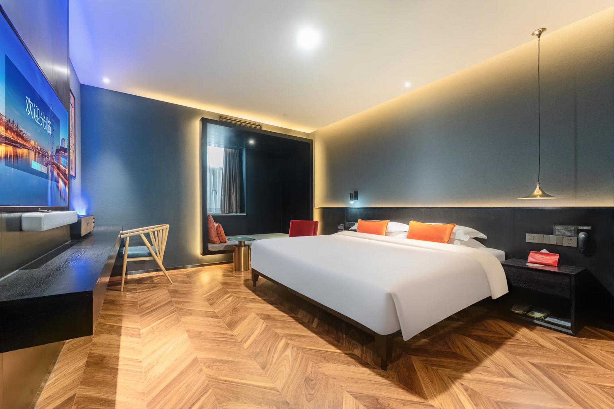 Hesu Designer Hotel & Suites -Near Xi'An Drum Tower And Yongning Gate -Free Laundry Luggage Storage -Kitty Cafe With Freshly Ground Coffee -24H Front Desk -English Service מראה חיצוני תמונה